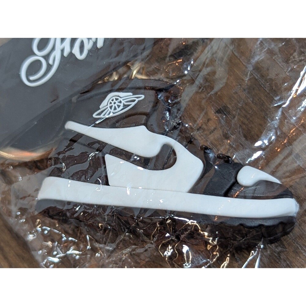 NIP Nike Air Jordan Sneaker Key Chain White Black Forever Sports Basketball - Picture 3 of 5